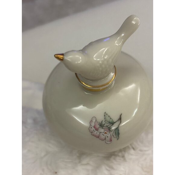 Lenox Serenade™ Porcelain Perfume Bottles Pair Bird Stoppers, 24k Gold Trim,USA - Picture 7 of 15